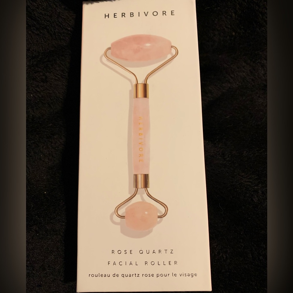 Herbivore rose quartz facial roller NIB